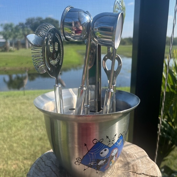 Bar Ware Disney Nightmare Before Christmas Bar Set Mixed Drinks Party Barware - Picture 4 of 16